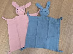 Hydrofiel tutpopje met naam – zacht, lief en persoonlijk